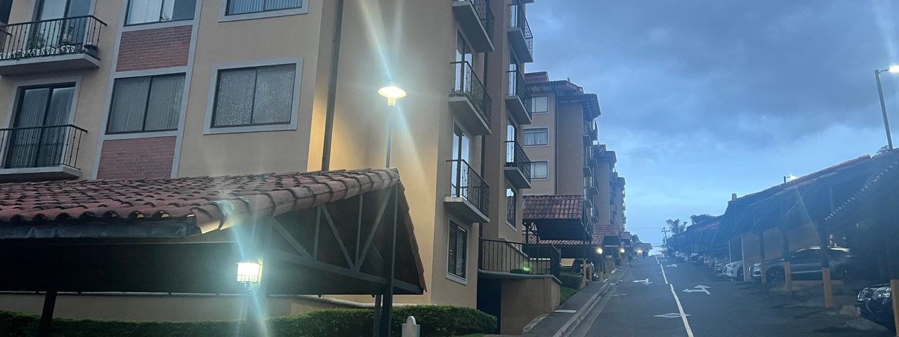 Condominio en La Uruca — photo 1 of 6