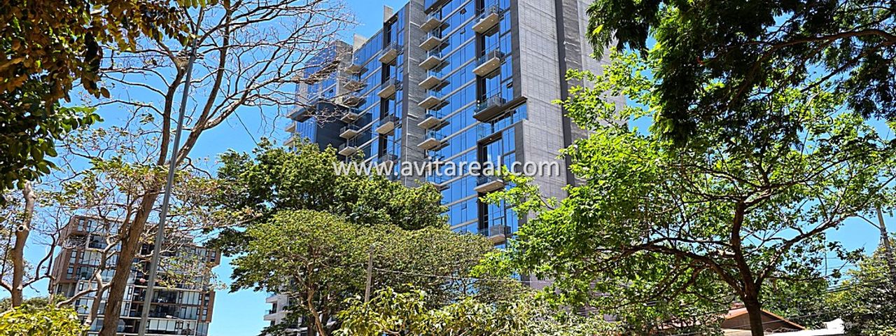 Apartamento en QBO Skyhomes frente al parque — foto 1 de 13