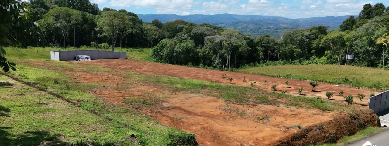 Lindo lote en Santa Elena de Pérez Zeledón — foto 1 de 5