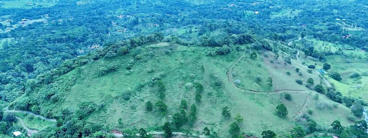 Finca Multiuso — foto 1 de 5