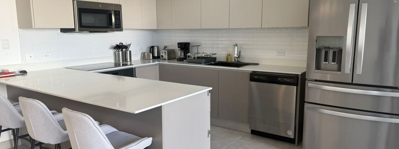 Casa Moderna en Guachipelín de Escazu en Condominio 3-10 — photo 1 of 16