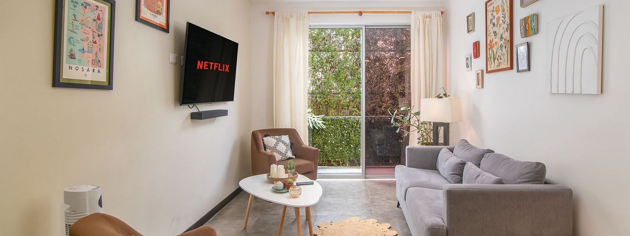 Apartamento de Lujo Totalmente Equipado en el Corazón de Santa Ana — photo 1 of 19