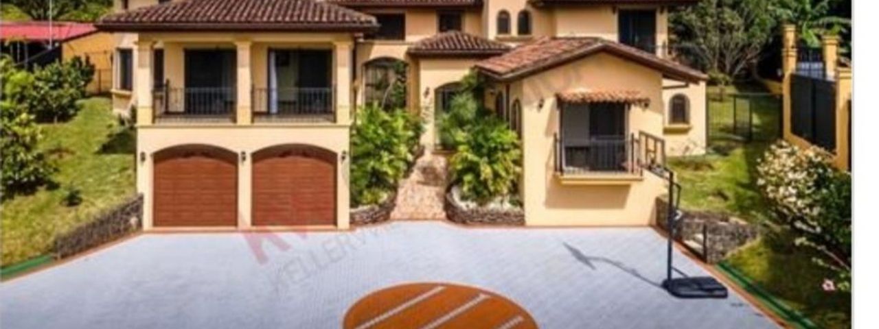 Mansion en Santa Barbara Heredia 4 Dormitorios 550 m2 — photo 1 of 15