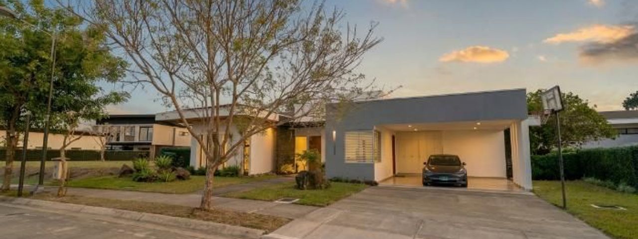 HACIENDA ESPINAL, GUACIMA - 3DOR/2.5BA - 290M2 *** AMUEBLADO *** — photo 1 of 15