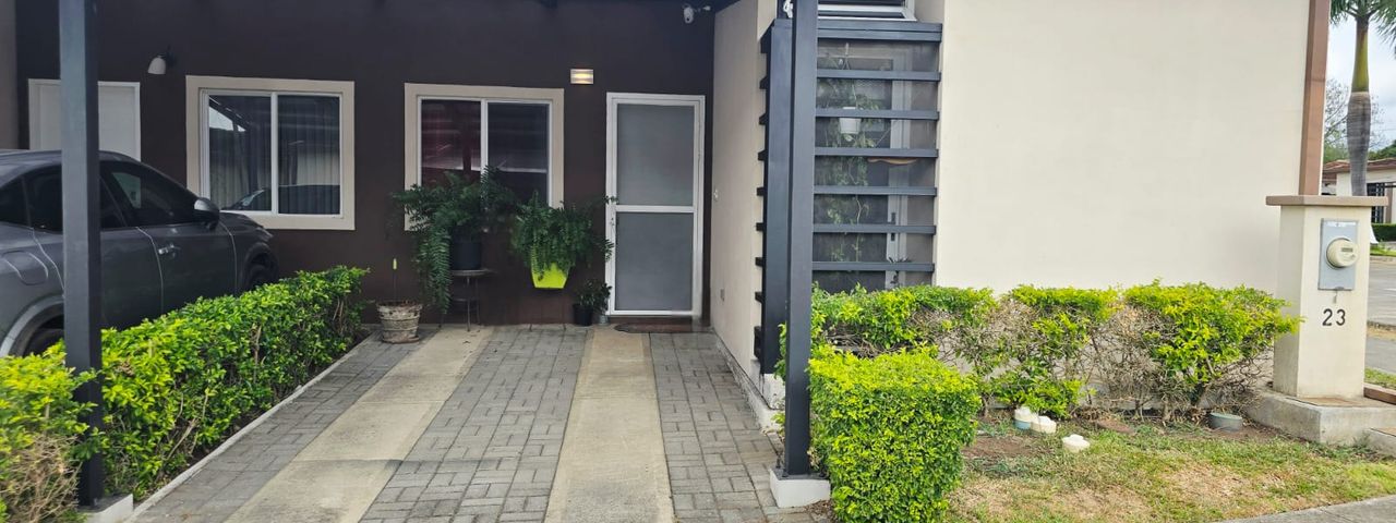 VENTA DE CASA EN CONDOMINIO TERRAZAS DEL NORTE, SAN RAFAEL, ALAJUELA — photo 1 of 21