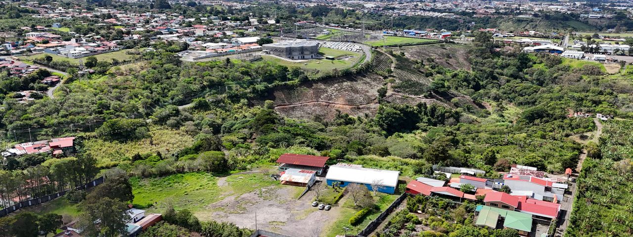 Venta de Lote de 10.000 m2 para desarrollo de condominio en Los Ángeles de Santo Domingo — foto 1 de 5
