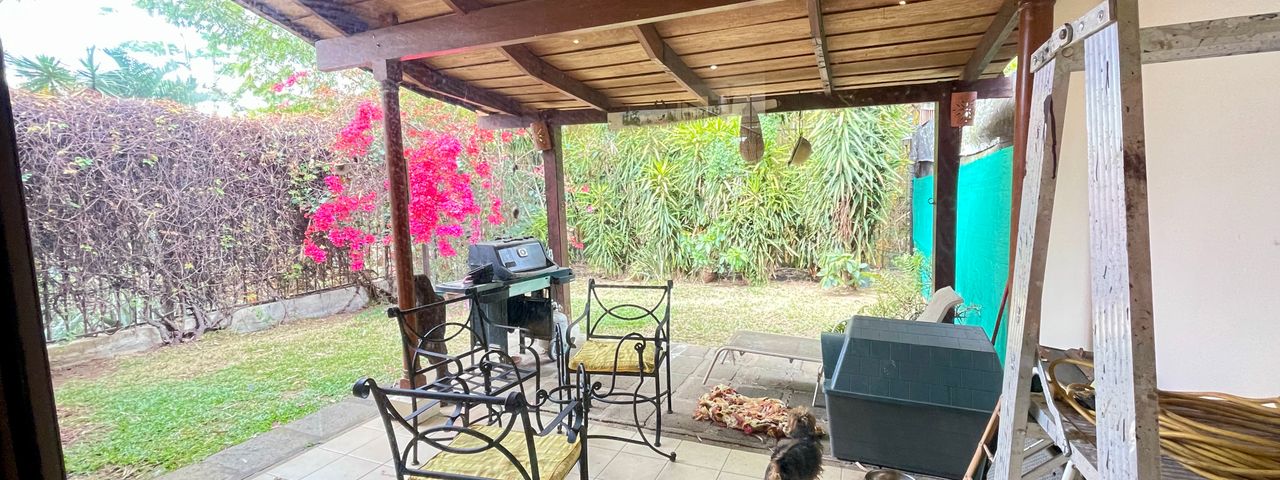 House with beautiful garden and super location — photo 1 of 8