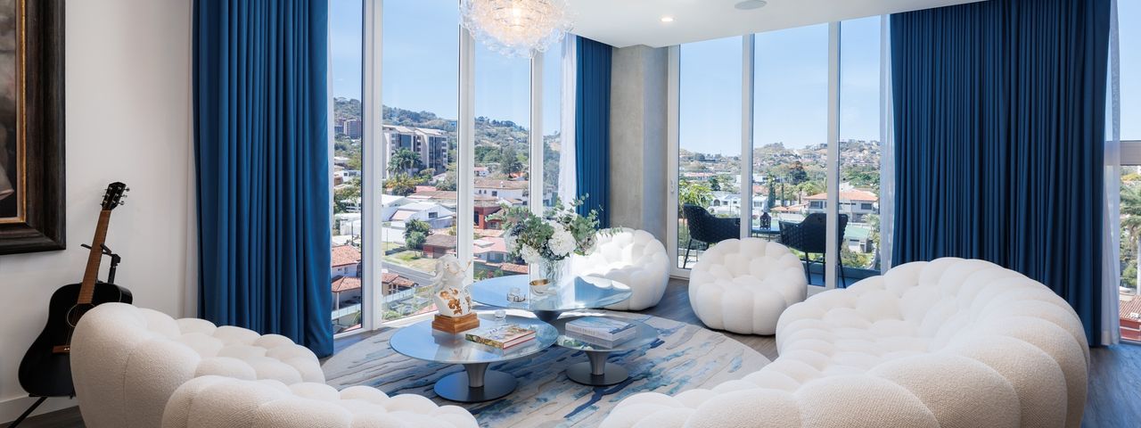 21319 - Penthouse Dúplex, 4 dor. y Vistas Panorámicas, Avenida Escazú — photo 1 of 18