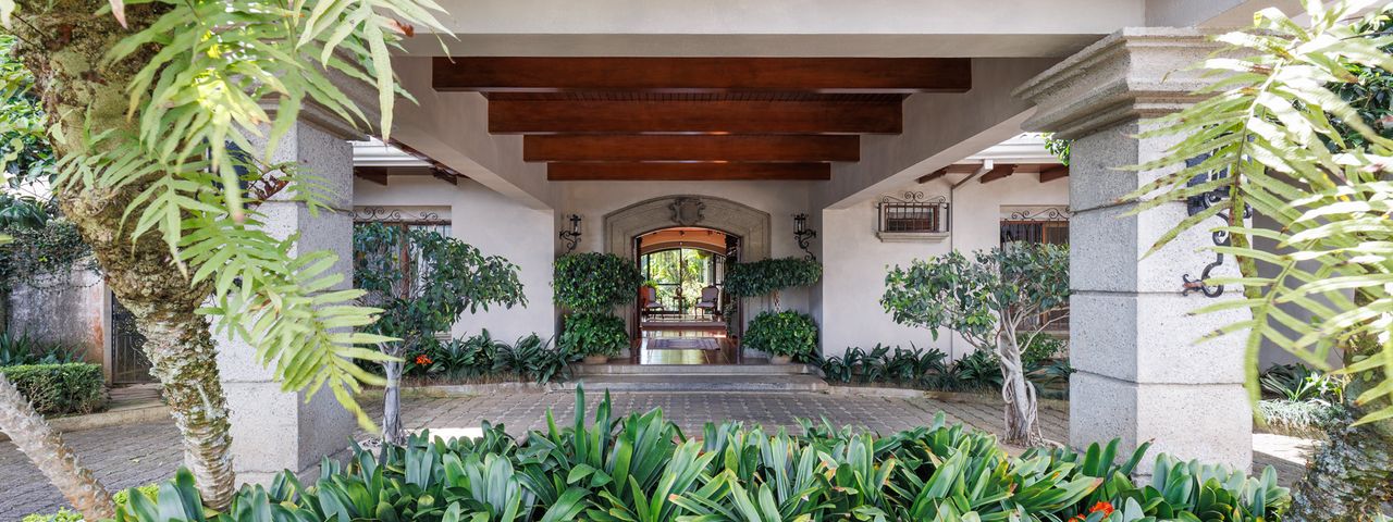 21366 - Detached house, 1 floor, 4 bedrooms surrounded by gardens — photo 1 of 21