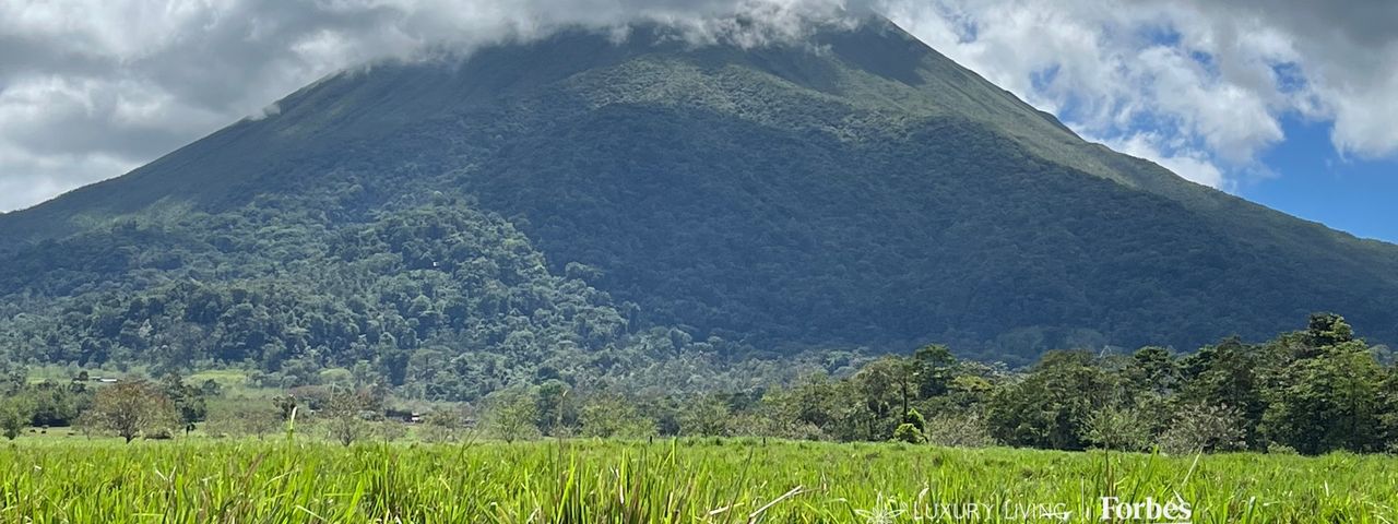 21389 - Property for Sale for Hospitality Development in La Fortuna — photo 1 of 7