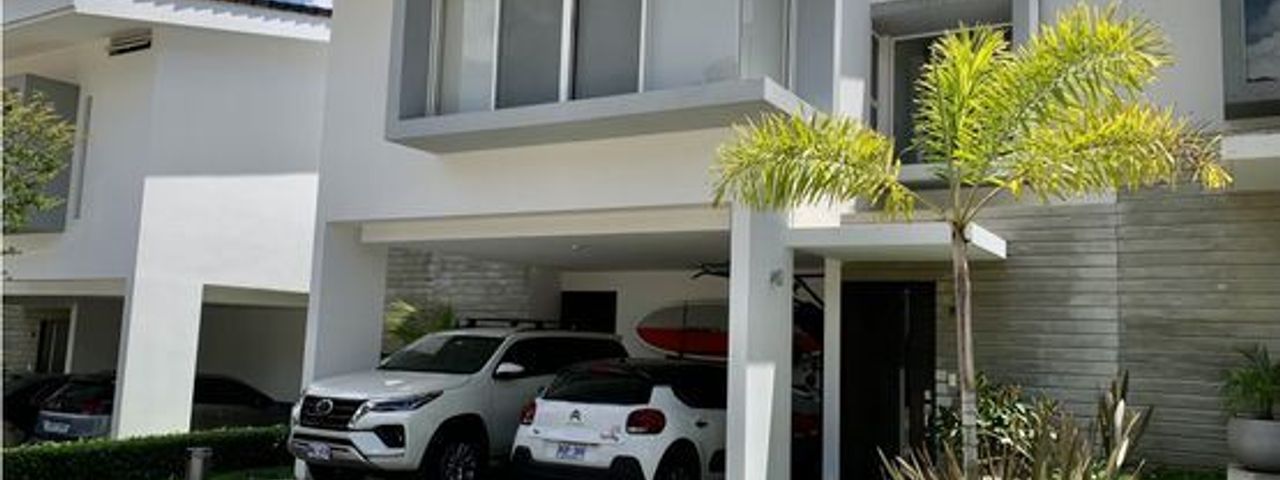 VillaFOR SALE Modern house. Bello Horizonte. Escazu. Costa Rica — photo 1 of 6