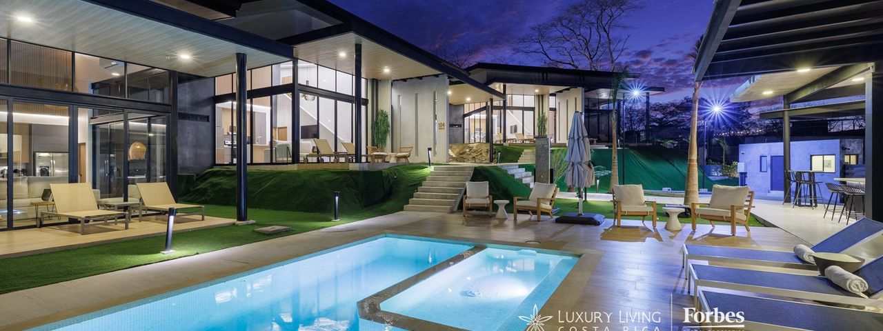 20882 - Multi-Villa Property with 18 Bedrooms, Pool & Clubhouse, Tamarindo — photo 1 of 21