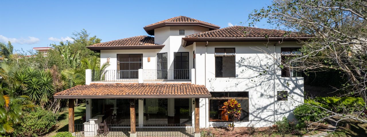 20862 - House in condominium 3 bedrooms, office, 4 bathrooms, forest view — photo 1 of 21