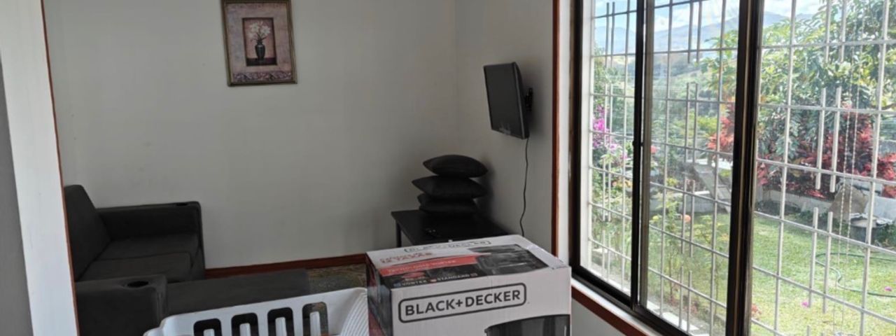 APARTAMENTO AMUEBLADO EN SABANA SUR, CON SERVICIOS INCLUIDOS — photo 1 of 15