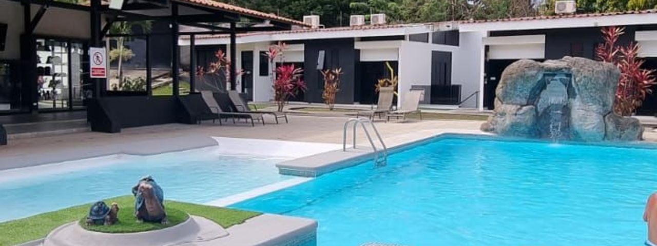 QUINTA PROPIEDAD EXCLUSIVA MULTIPROPÓSITO — photo 1 of 21