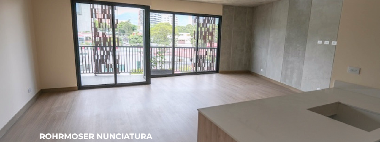 Jane Nunciatura | A Estrenar | Torre Boutique — photo 1 of 11