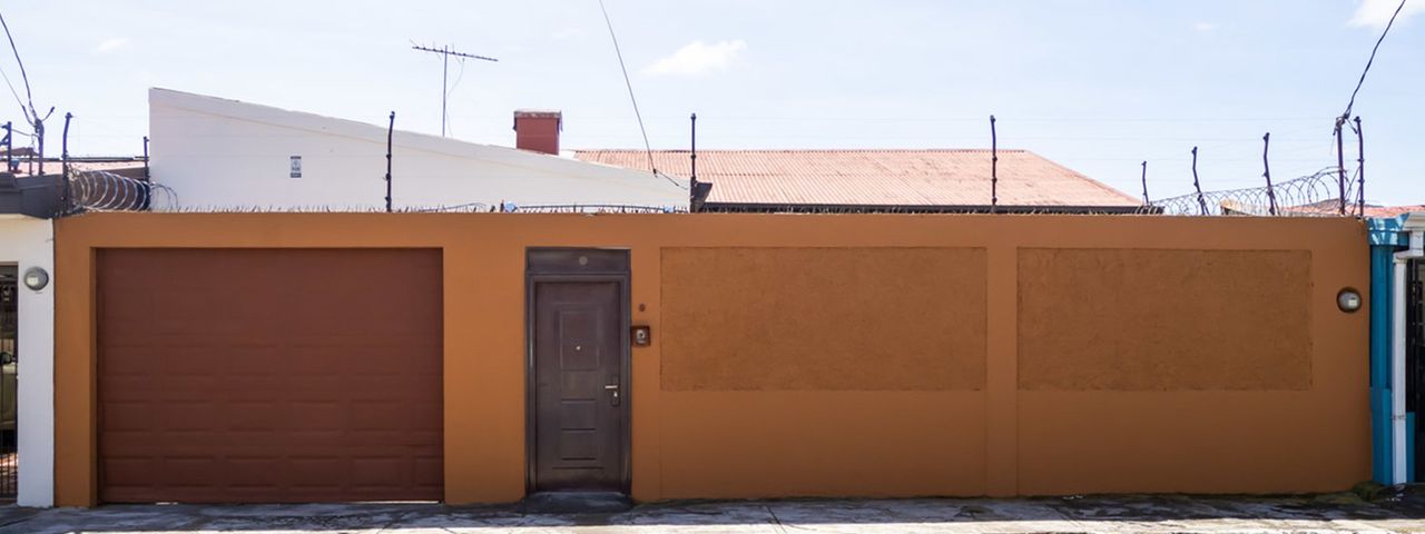 Casa hermanos — photo 1 of 6