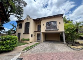 Residencia Colonial de 354 m² – San Rafael de Escazú, San José Province, San Rafael de Escazú, Costa Rica