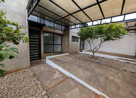Alquiler de apartamento con seguridad 24/7 en Urb Punta del Este, Desamparados Alajuela, Urb Punta del Este