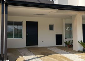 Casa de 3 habitaciones en Condominio La Valencia de Heredia, Condominio La Valencia, Heredia Province, Rincón de Sabanilla, Costa Rica