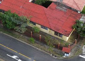 Propiedad Esquinera con Casa de 3 Habitaciones en Venta - San Vicente de Moravia, Avenida 67B, San Vicente, San José, Costa Rica