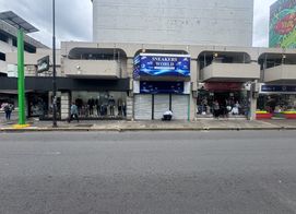 LOCAL COMERCIAL DE DOS PISOS CON BALCON EN CALLE 1 SNA JOSE CENTRO, Carmen, San José, Costa Rica