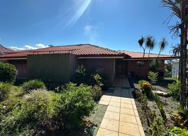 Casa amplia con vista a las montañas en Pérez Zeledón, doble cocina y 3 cuartos, Los Chiles, San Isidro, San José, Costa Rica