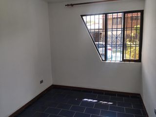 Casa en venta Alajuela — photo 2 of 14