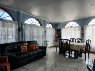 Residencia Independiente con Apartamentos Integrados en Escazú — foto 2 de 5