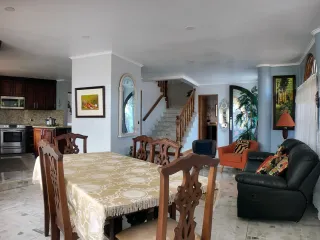 Residencia Independiente con Apartamentos Integrados en Escazú — foto 3 de 5