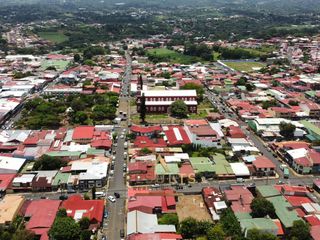 1,186 m2 Commercial Lot close to the CENTRAL PARK! — foto 3 de 12