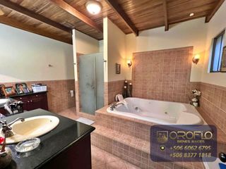 EXCLUSIVE RESIDENCE WITH LARGE LOT AND GREAT POTENTIAL SAN RAFAEL, HEREDIA #40505acmm — photo 3 of 5
