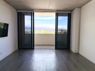 Moderno Apartamento Ejecutivo 1 Hab en Escazu Village — photo 2 of 10