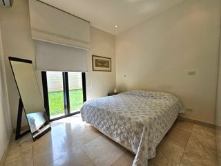 Casa Contemporanea de 1 Planta en Lindora, Santa Ana, 3HAB/3.5BA - 281.76m² — photo 5 of 17