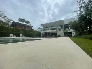 Residencia de Lujo Contemporánea frente al Campo de Golf – Valle del Sol, Santa Ana — photo 2 of 20