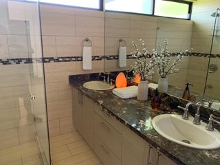 Casa Independiente en Río Oro, Santa Ana – 1,875 m² de Terreno — photo 3 of 20