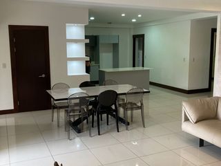 Exclusivo de 4 Hab + Servicio | Terraza de 36 m2 | Cerca de Hospital Metropolitano — photo 3 of 14