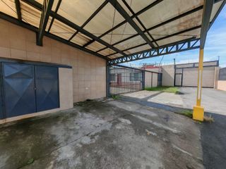Venta de propiedad con local y apartamentos en San Isidro de Coronado — foto 3 de 5