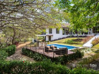 20423–PRECIO SUPER REDUCIDO/Casa con terreno, piscina y casa huéspedes — photo 2 of 21