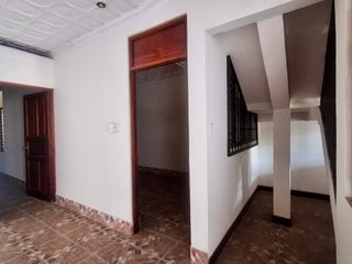 Apartamento/oficina/consultorio 2 cuartos + 1 baño en Puntarenas Centro, frente a la Catedral — photo 5 of 13