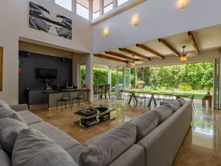 VENTA DE CASA EN HACIENDA DEL SOL — photo 2 of 19