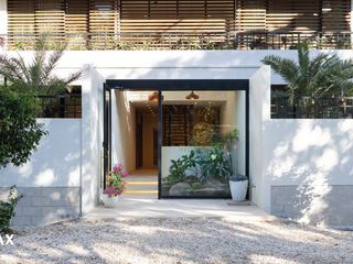 SILVESTRE BRANDED RESIDENCES- BEACH FRONT IN MAIN GUIONES — photo 4 of 6