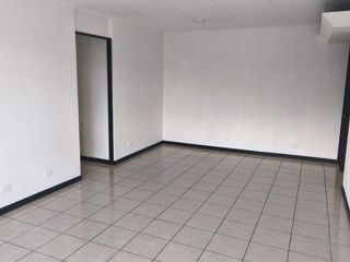 se alquila apartamento en Moravia — photo 5 of 5