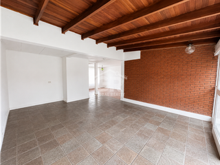 Casa comercial en Freses — foto 5 de 5