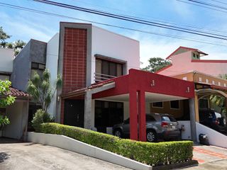 Venta Casa en Condominio Botanica — photo 2 of 6