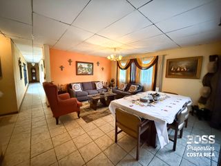 Propiedad Esquinera con Casa de 3 Habitaciones en Venta - San Vicente de Moravia — foto 2 de 5