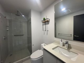 Apartamento con parqueo piso 24 en Secret Sabana — photo 5 of 13