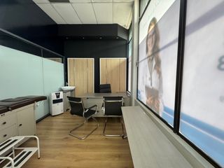 AMPLIO LOCAL EN PAVAS, IDEAL PARA CLINICA — photo 2 of 11