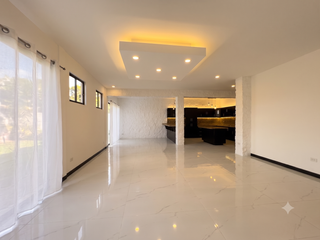 PENTHOUSE EN ALQUILER EN NUNCIATURA CON UNA HERMOSA VISTA — photo 3 of 13