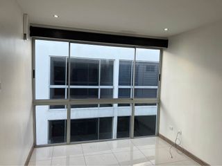 Alquiler de Apartamento en 3er Piso – Piedades de Santa Ana — photo 2 of 11